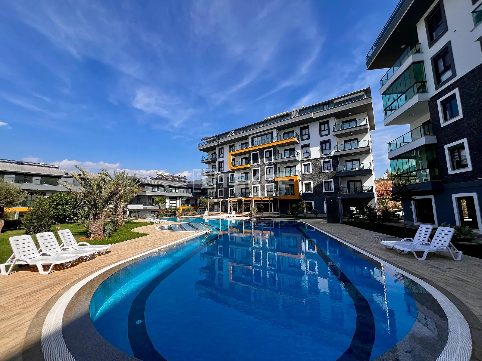 1-Bedroom Apartment with Balcony and Terrace in Oba, Alanya, photo 2
