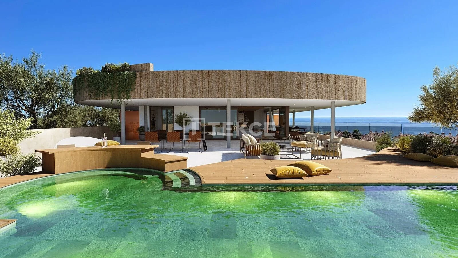 3-Bedroom Penthouse with Sea View and Private Pool in Fuengirola