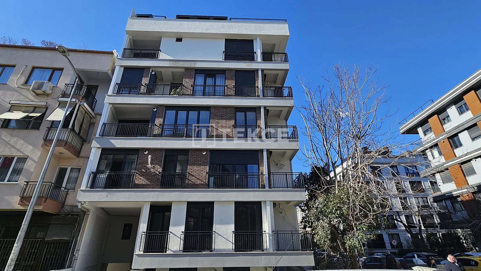 3-Bedroom Apartment with Garden and Terrace in Kadikoy, Istanbul, photo 3