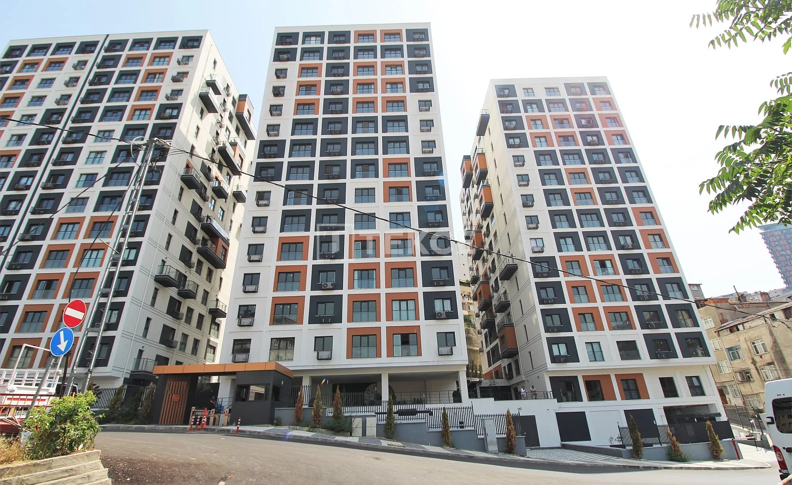 1-Bedroom Apartment in Kagithane, Istanbul