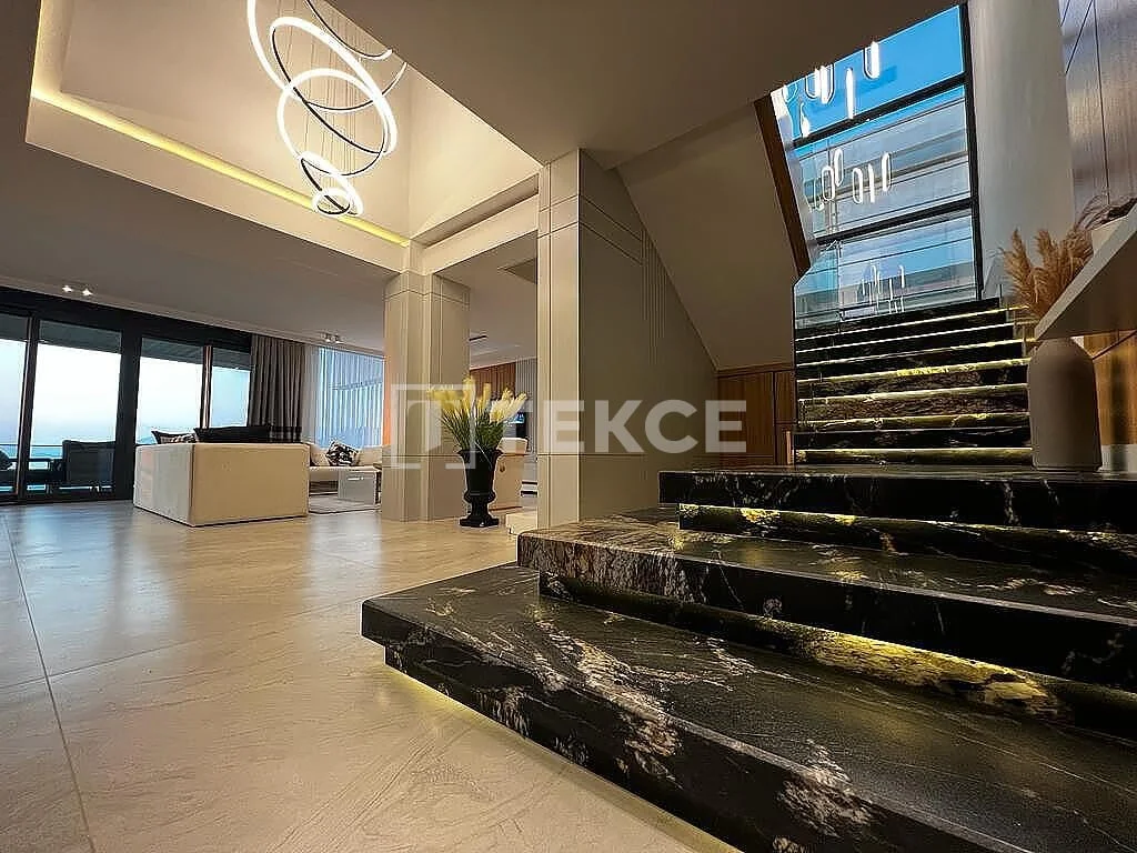 4-Bedroom Villa with Private Pool and Sea Views in Alanya, photo 4