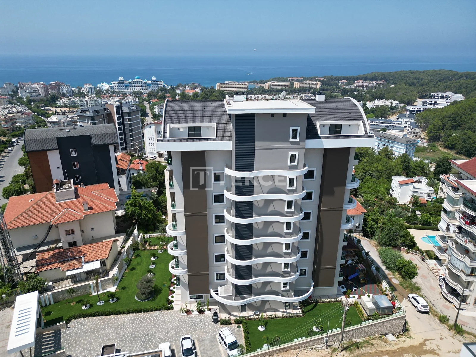2-Bedroom (2+1) Apartment with Sea View in Avsallar, Alanya
