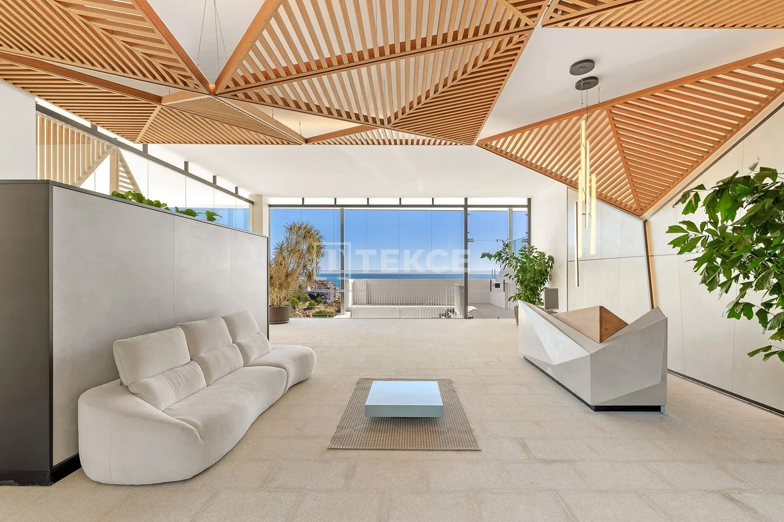 3-Bedroom Penthouse with Sea View in Fuengirola, photo 5