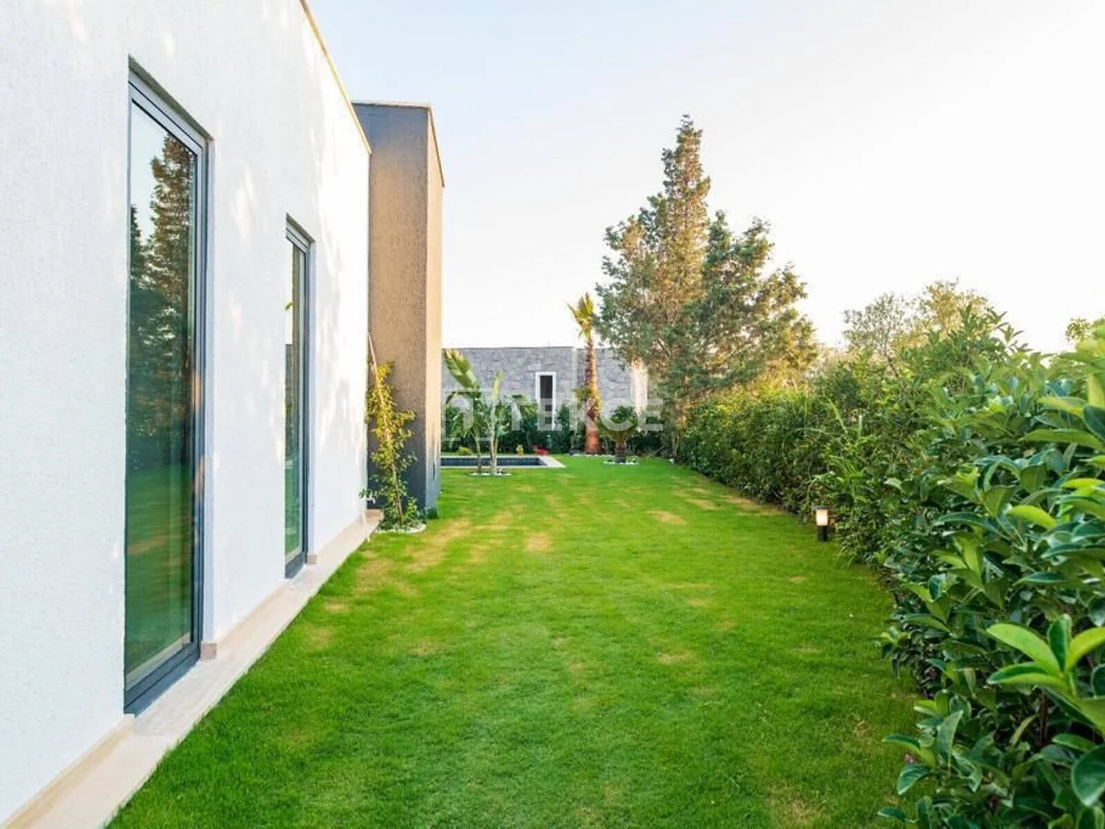 3-Bedroom Penthouse and Apartment with Private Garden in Bodrum, photo 4