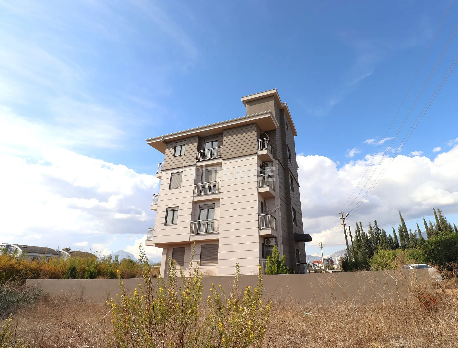 1-Bedroom Apartment with Mountain and Forest Views in Dosemealti, Antalya, photo 3