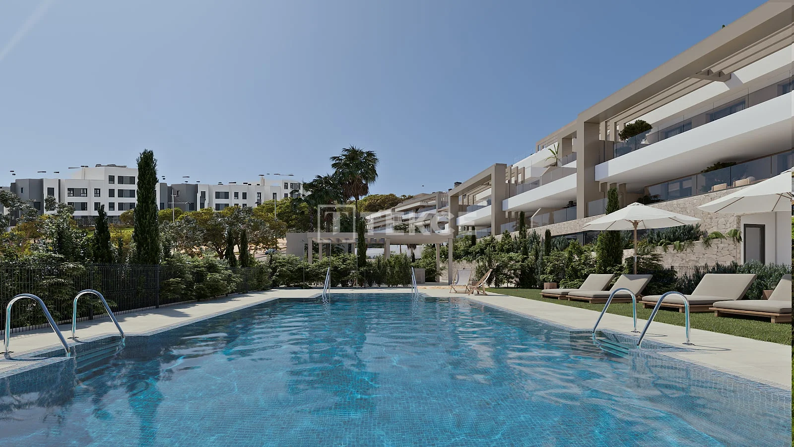 3-Bedroom Apartment with Sea View in Estepona, photo 3