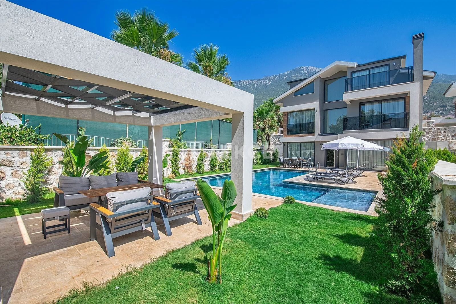 3-Bedroom Villa with Private Pool and Garden in Fethiye, photo 5