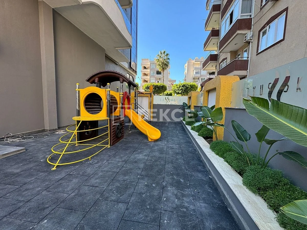 1-Bedroom Apartment with Sea View in Mahmutlar, Alanya, photo 2