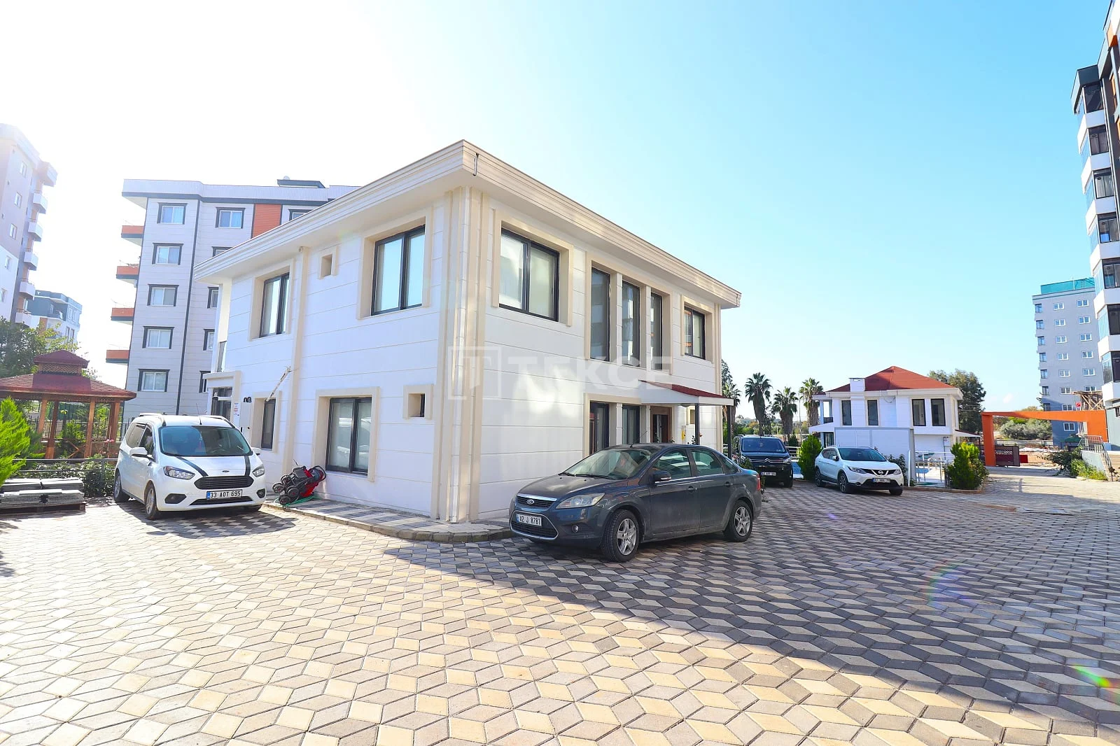 5-Bedroom Villa with Private Garden in Davultepe, Mersin, photo 3