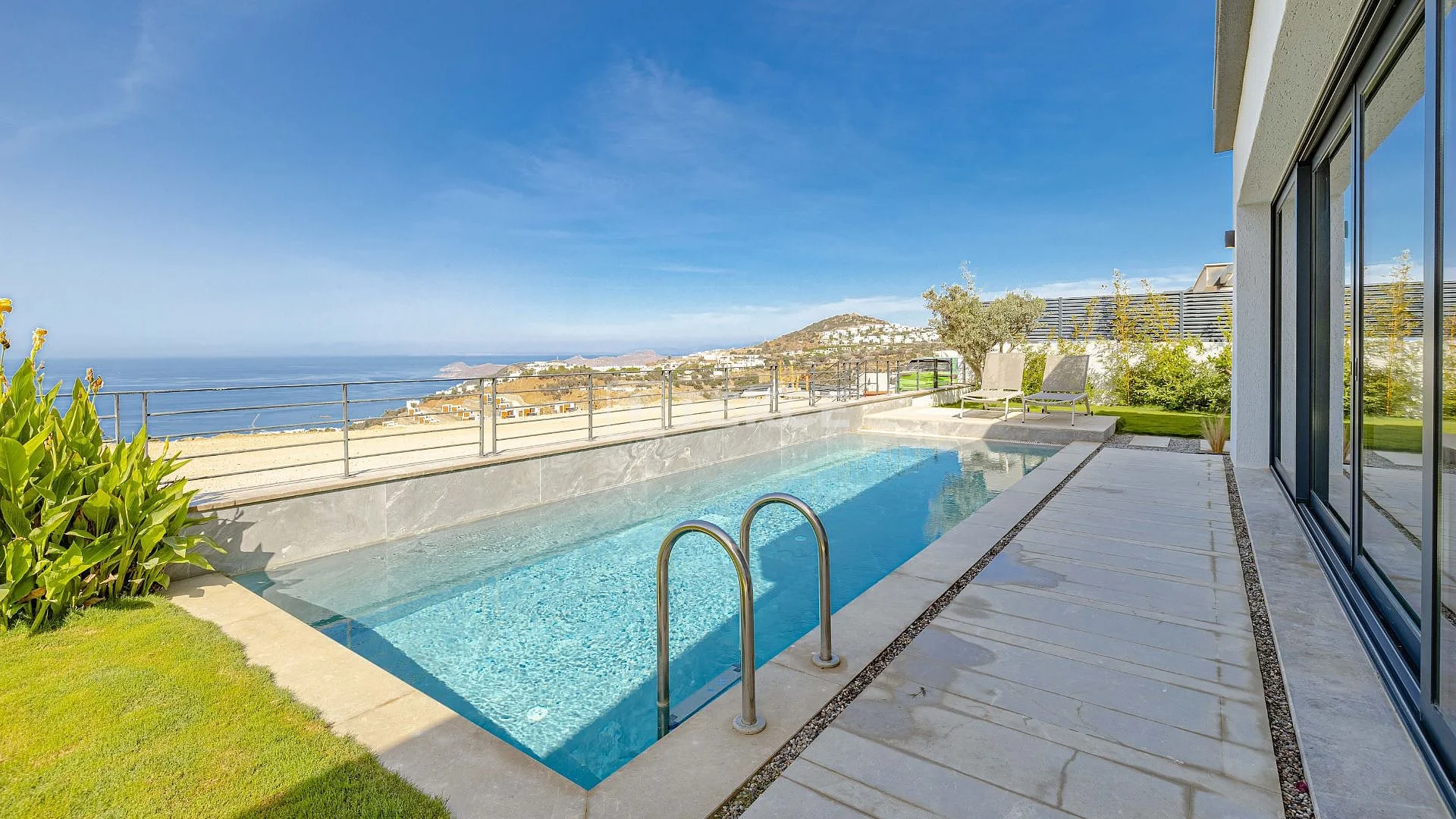 4-Bedroom Villa with Private Pool and Sea Views in Bodrum, photo 4