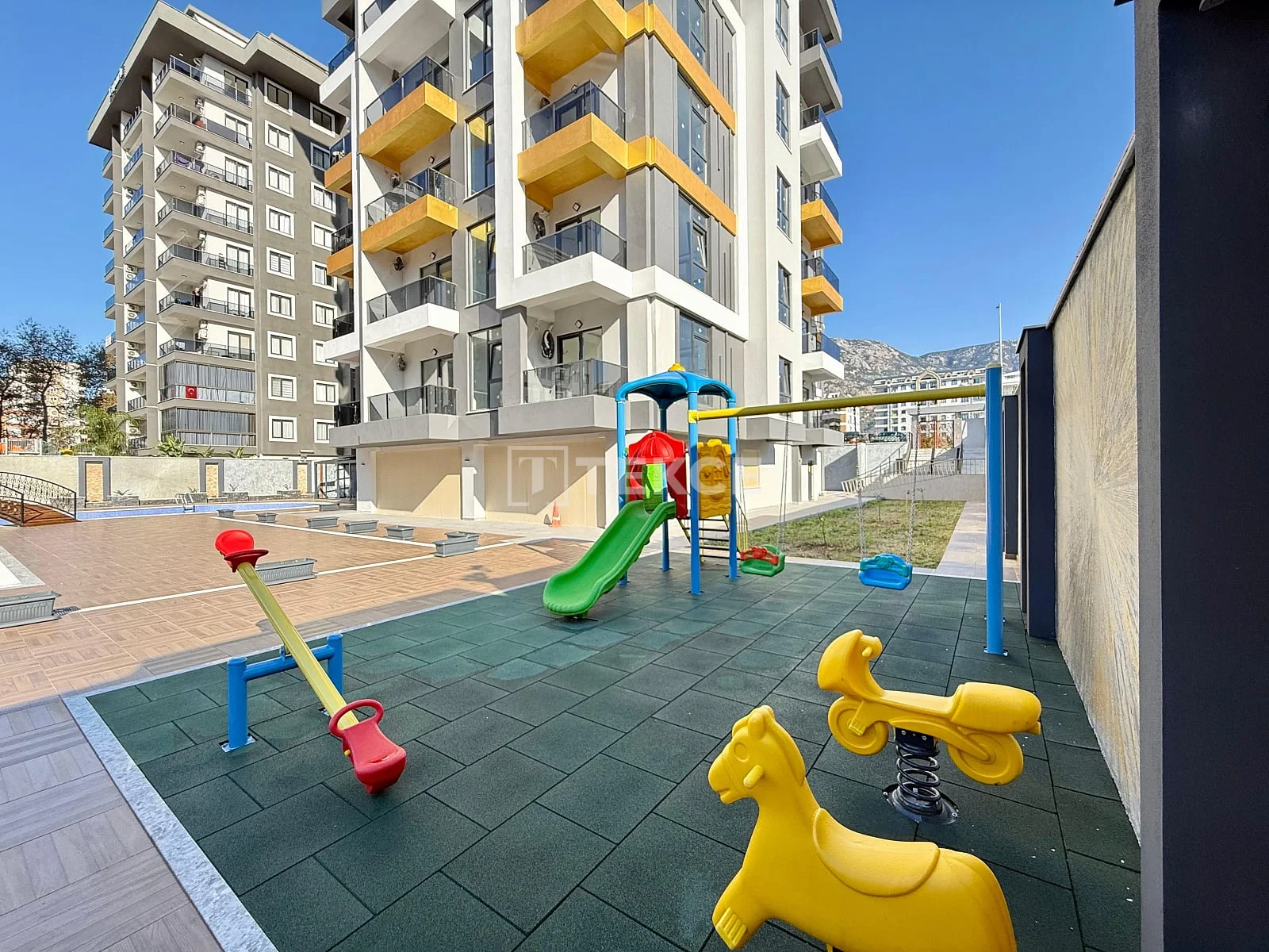 1-Bedroom Apartment with Sea View in Mahmutlar, Alanya, photo 5