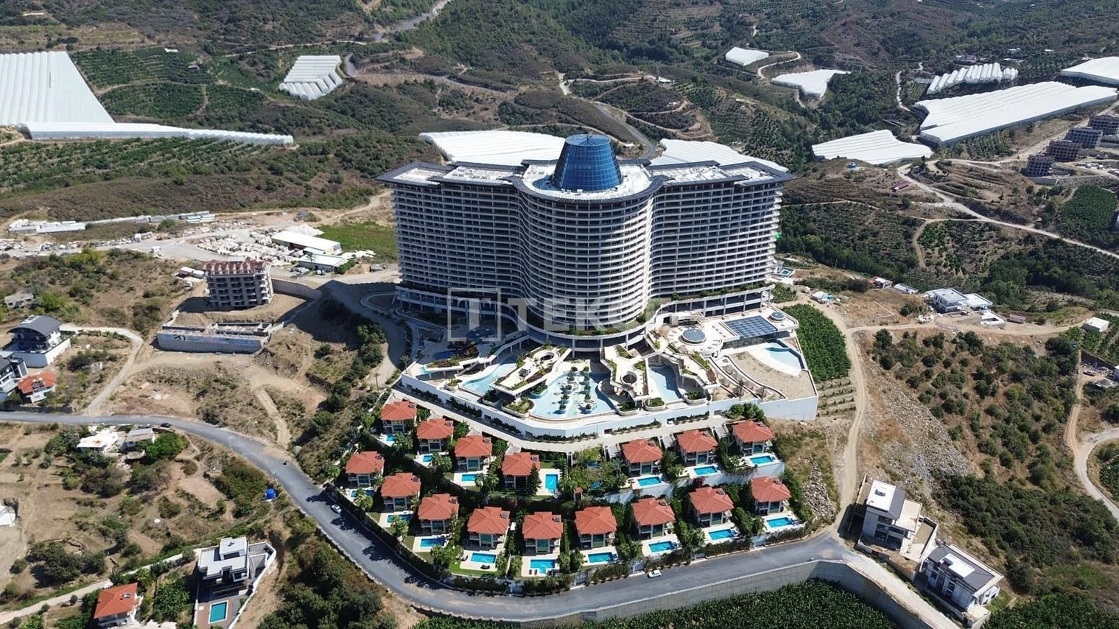 4-Bedroom Penthouse with Sea Views in Kargicak, Alanya