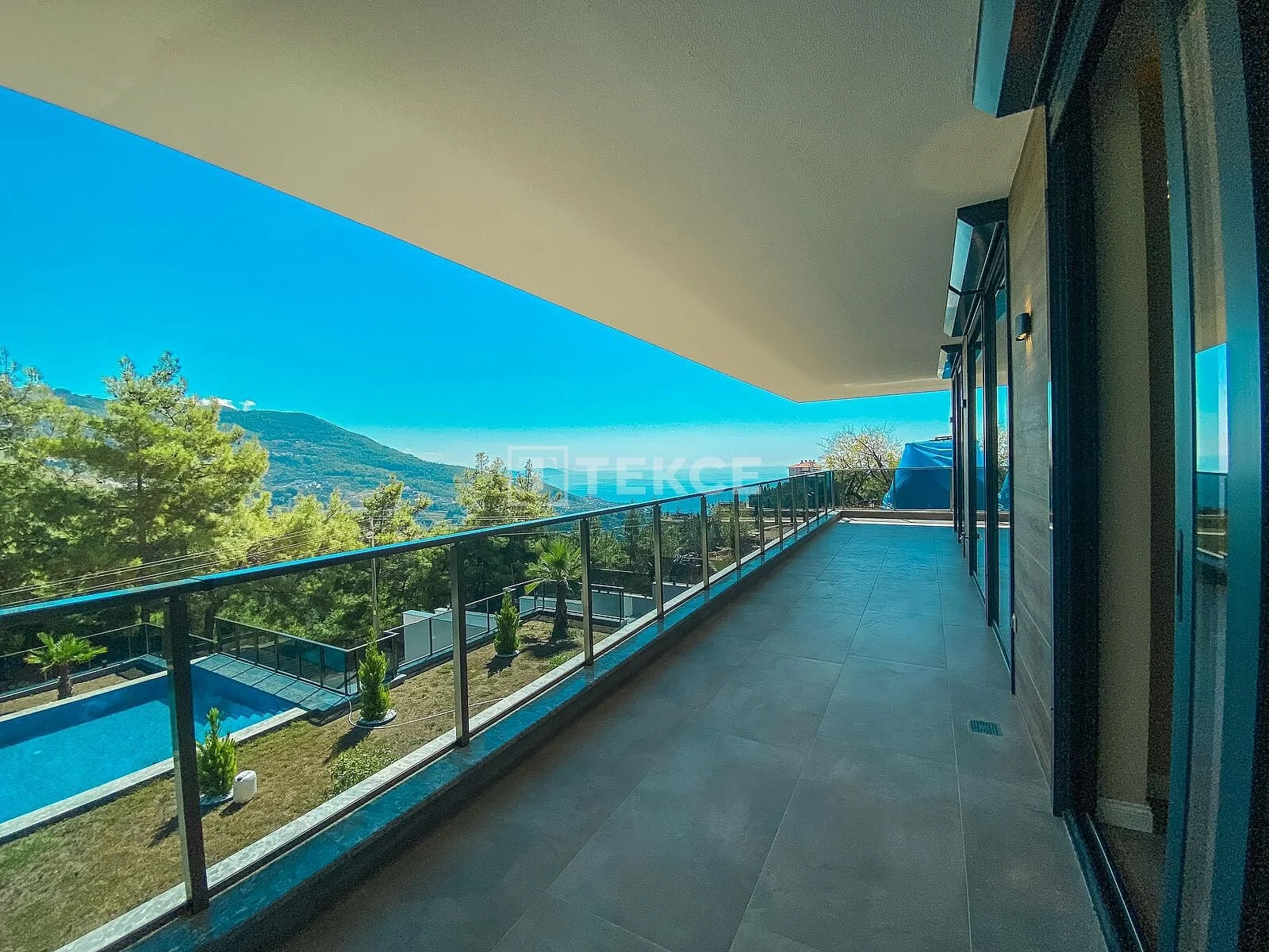 5-Bedroom Villa with Private Pool and Nature Views in Alanya