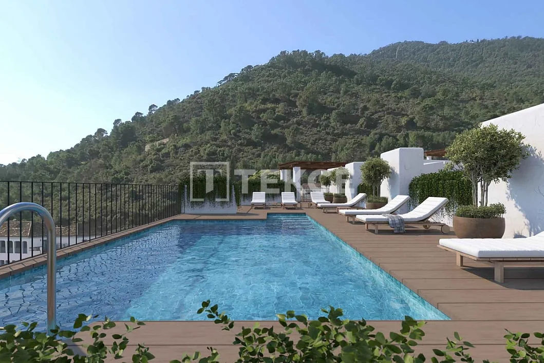 3-Bedroom Apartment with Mountain Views in Benavista, Benalmádena, photo 2