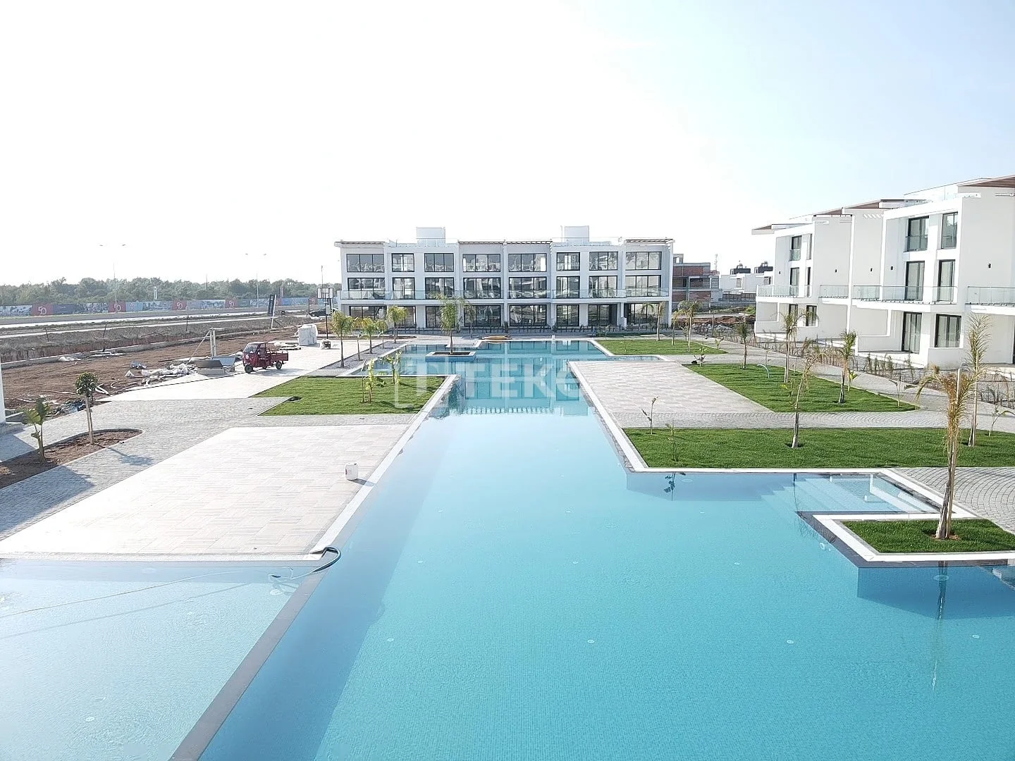 1-Bedroom Apartment with Balcony and Terrace in Famagusta, photo 2