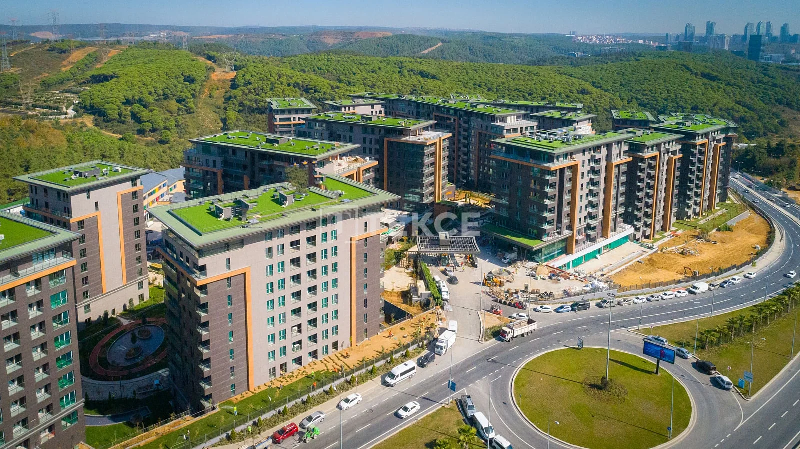 5-Bedroom Apartment with Forest and City Views in Kagithane, Istanbul