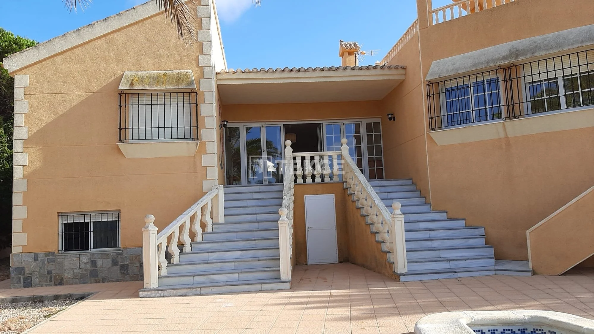 3-Bedroom Villa with Private Pool and Garden in Cartagena, photo 3