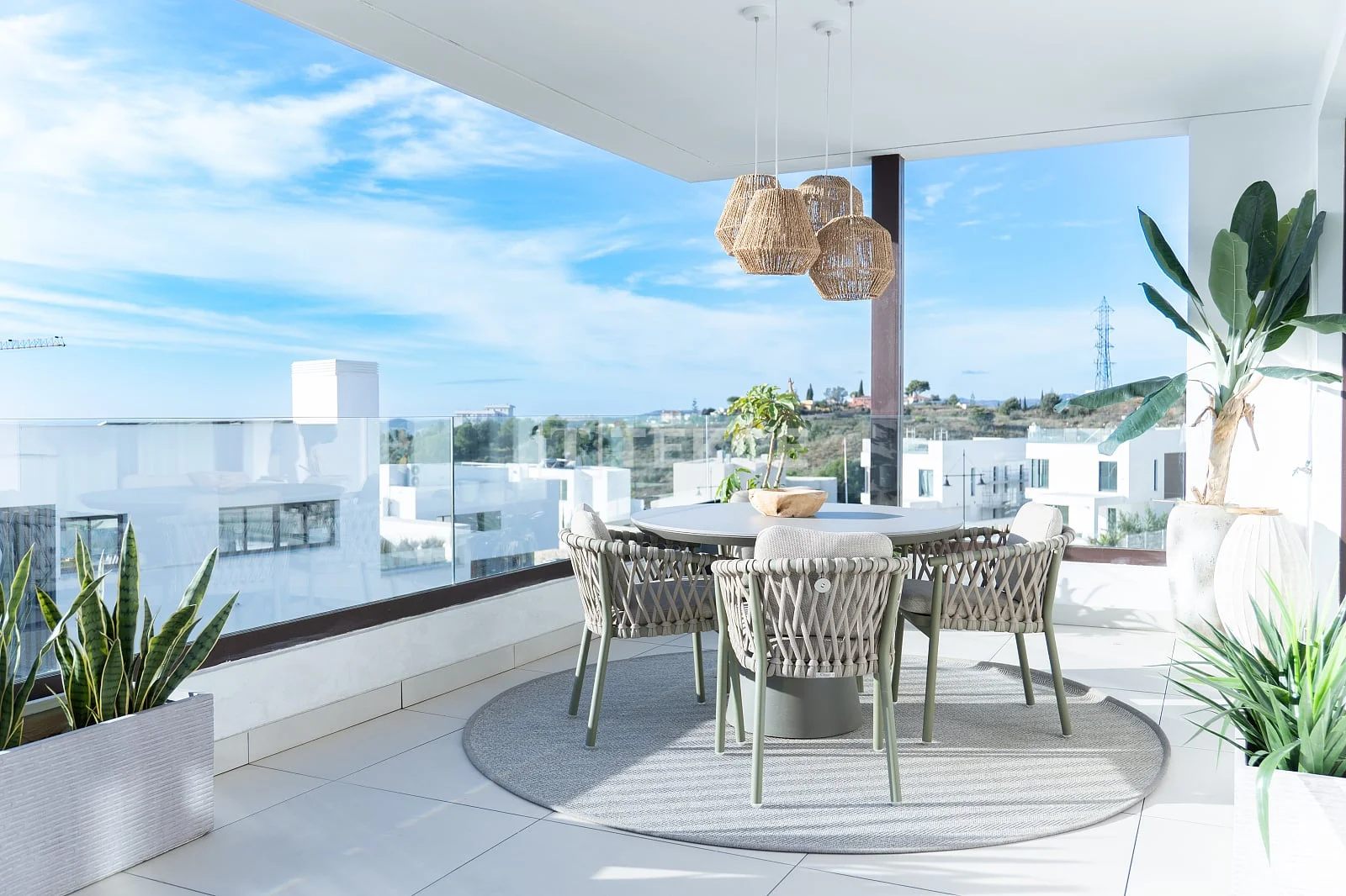 2-Bedroom Apartment with Sea View in Fuengirola, Malaga, photo 3