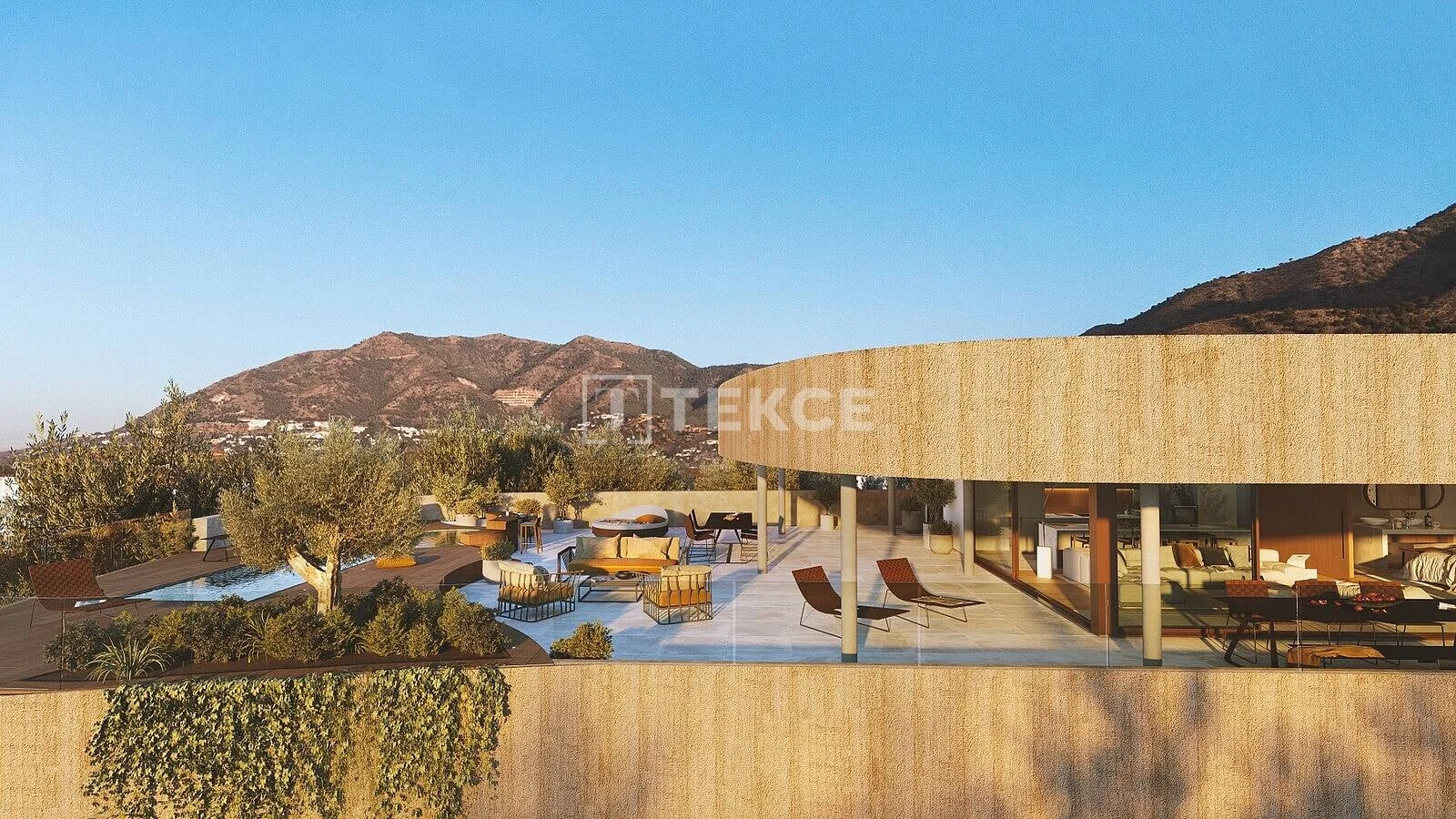 2-Bedroom Penthouse with Sea View in Fuengirola, photo 2