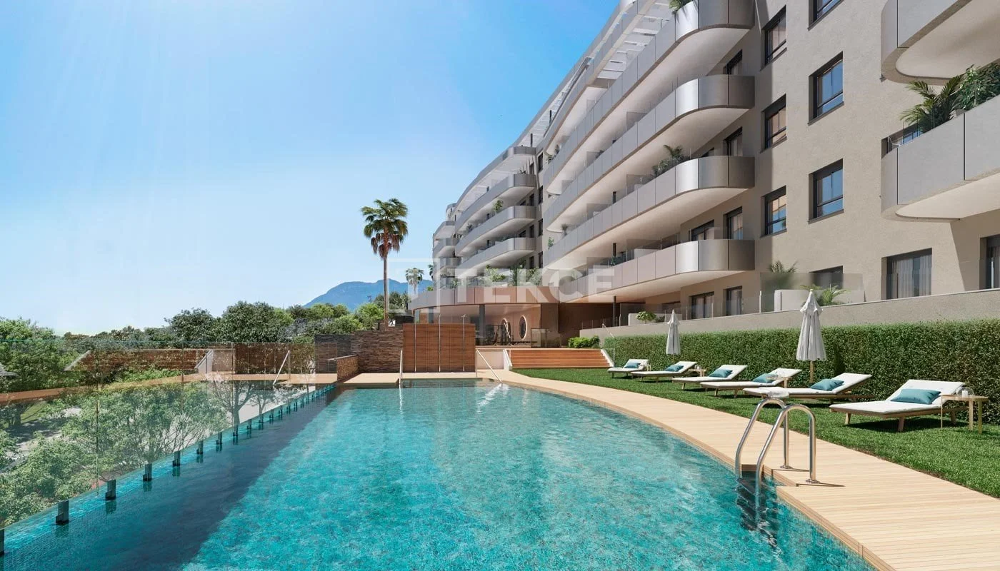 4-Bedroom Apartment with Sea View in Torremolinos, photo 2
