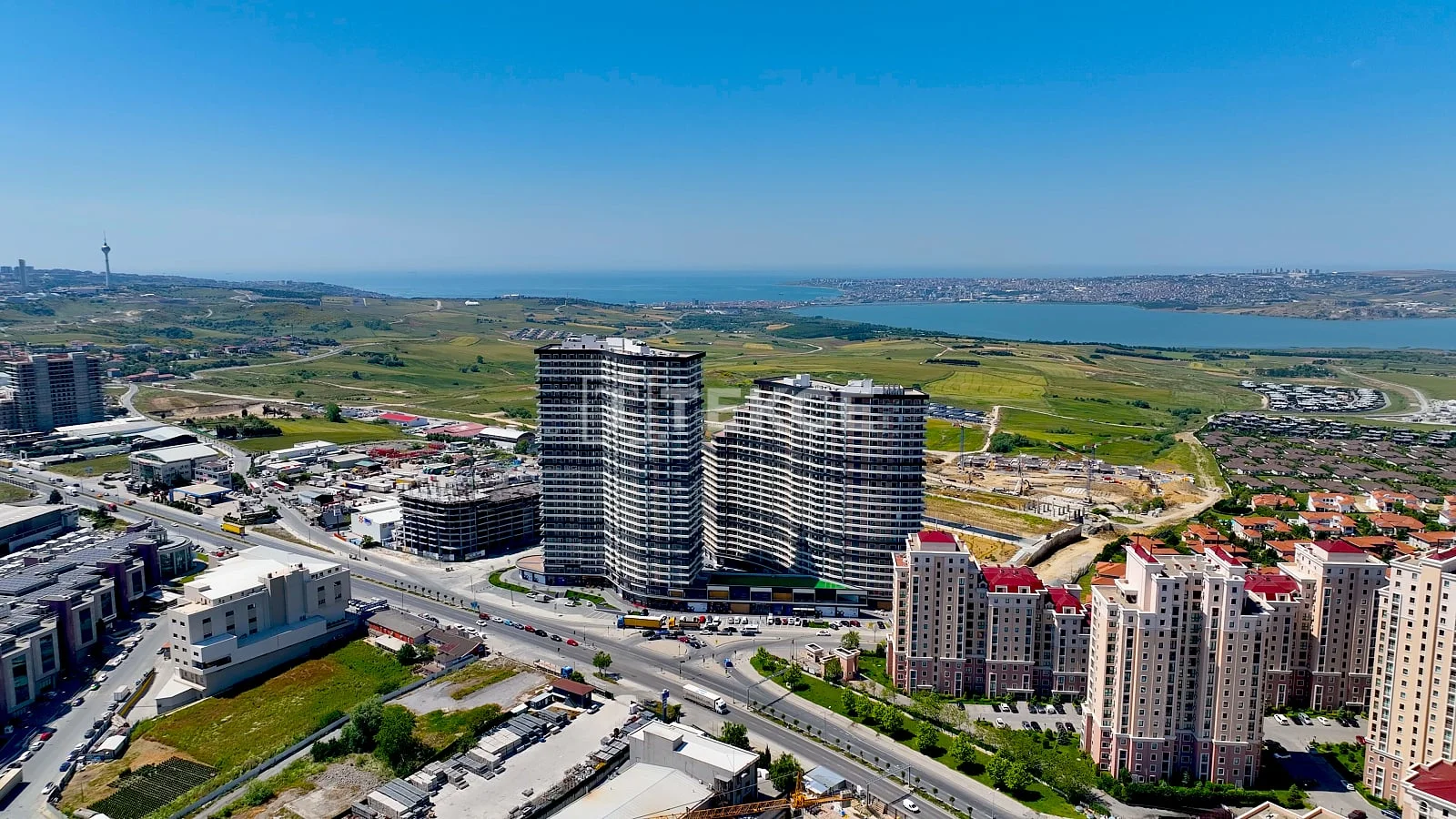 1-Bedroom Apartment with Shared Pool in Buyukcekmece, Istanbul, photo 2
