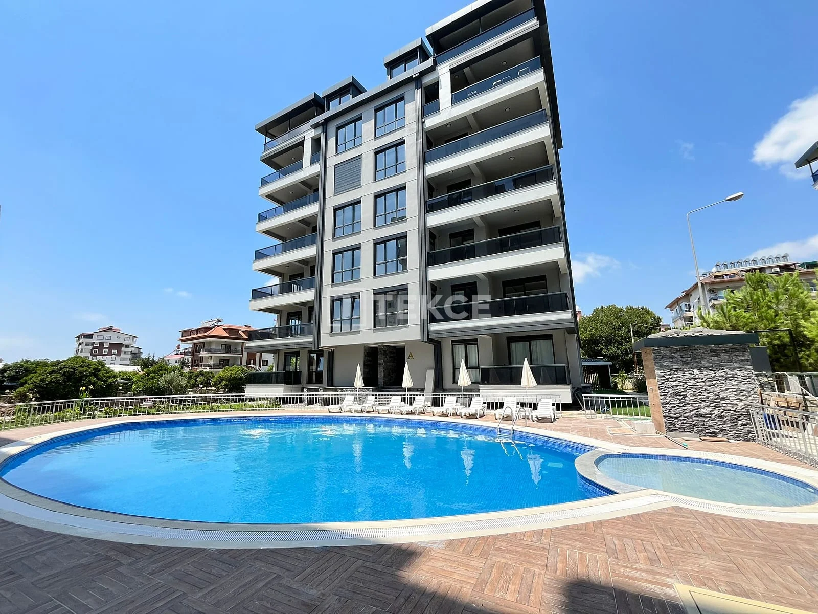 3-Bedroom Penthouse and Apartments in Gazipasa