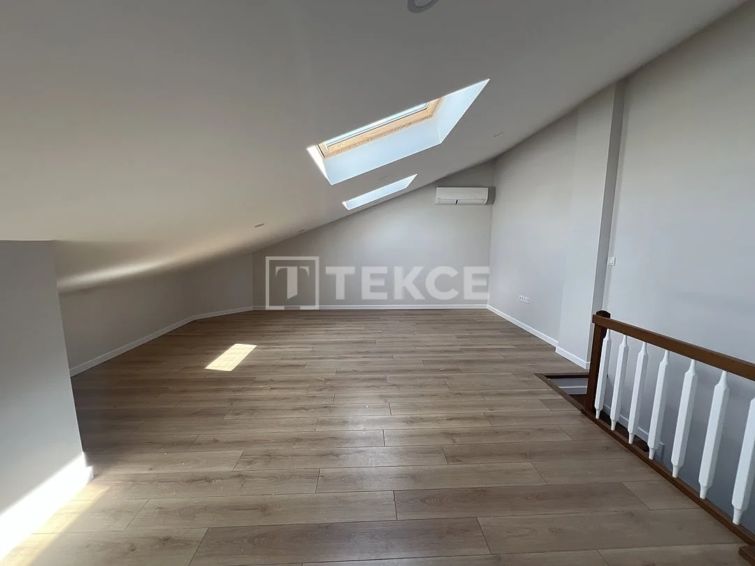 2-Bedroom Apartment with City View in Kadikoy, Istanbul, photo 5