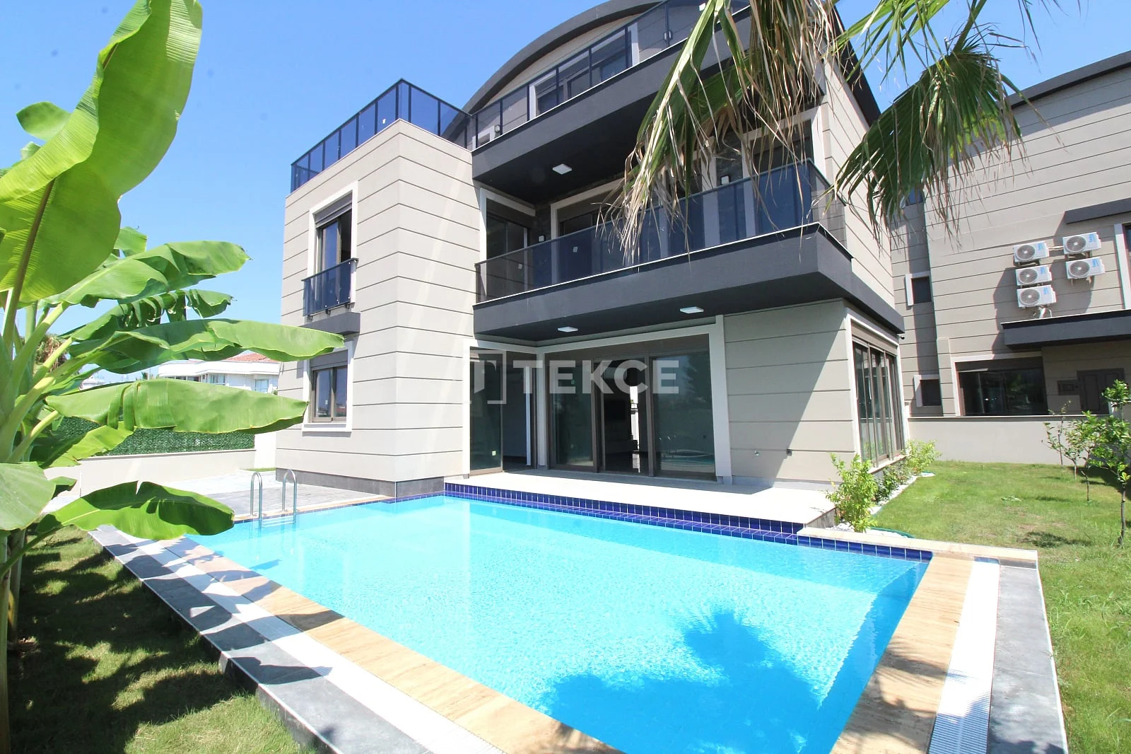 4-Bedroom Villa with Private Pool in Belek