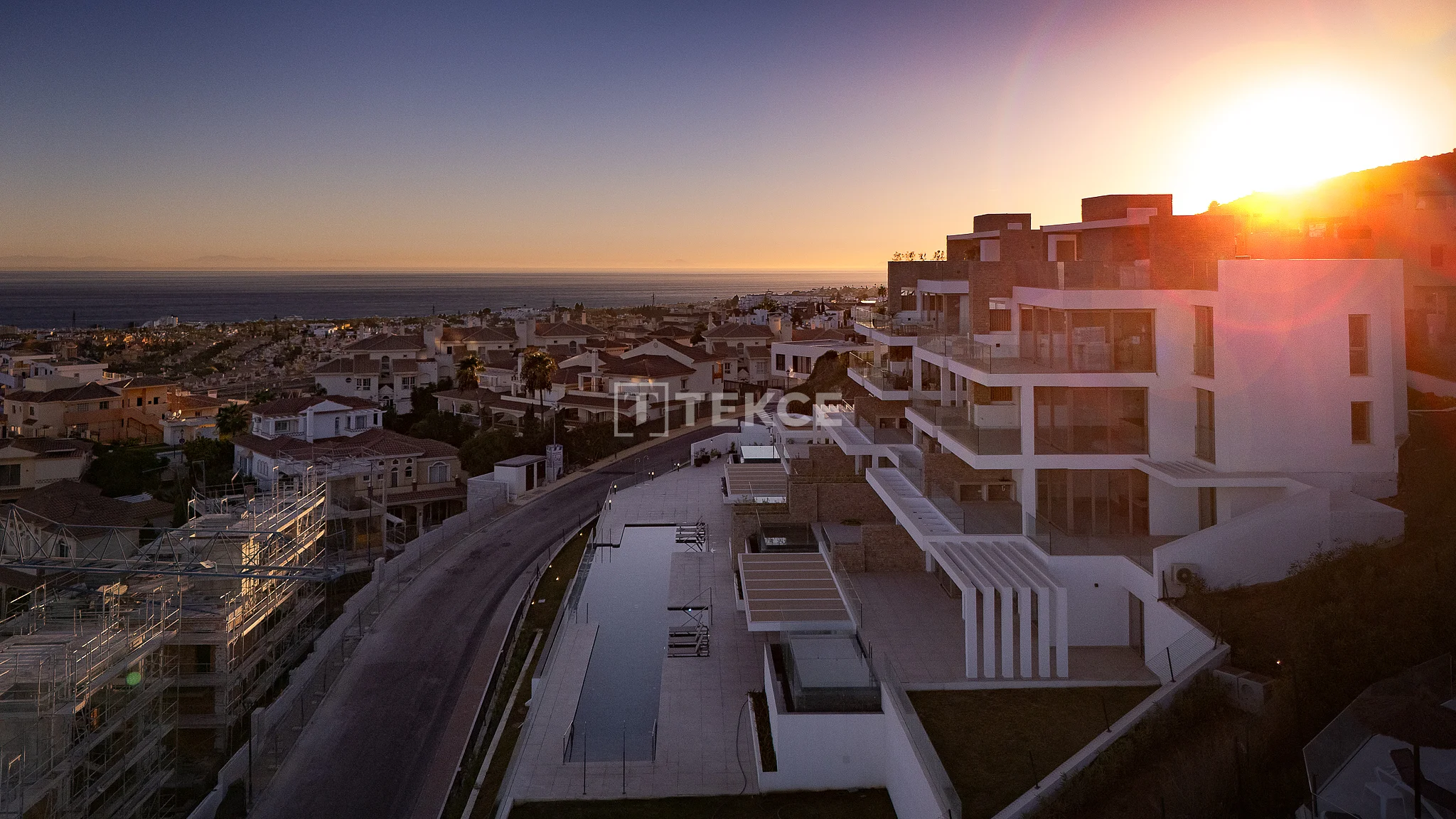 2-Bedroom Apartment with Sea and Mountain View in Mijas, photo 5