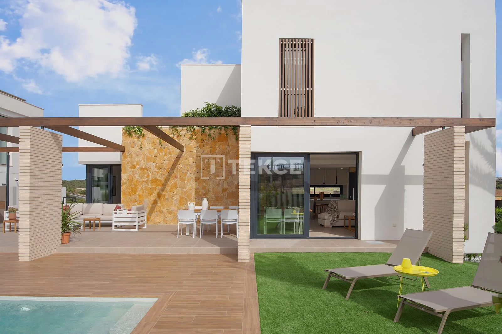 4-Bedroom Villa with Private Pool in Orihuela, Spain, photo 3