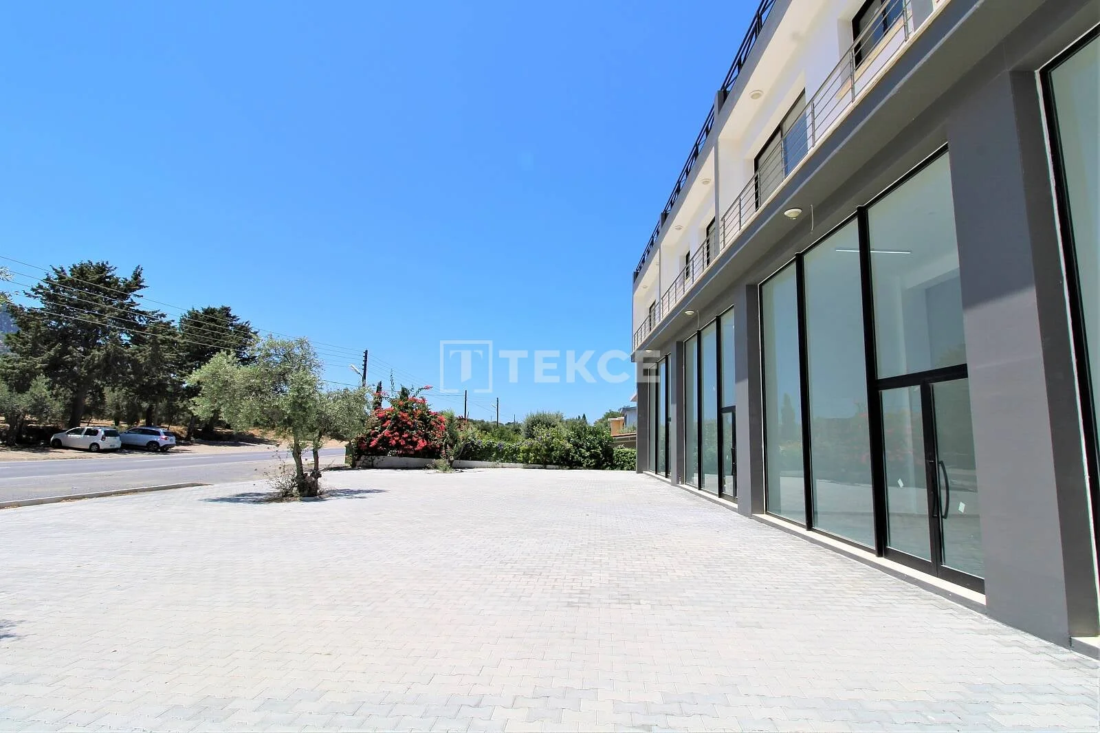 2-Bedroom Apartment with Sea and Mountain Views in Kyrenia, Cyprus, photo 4