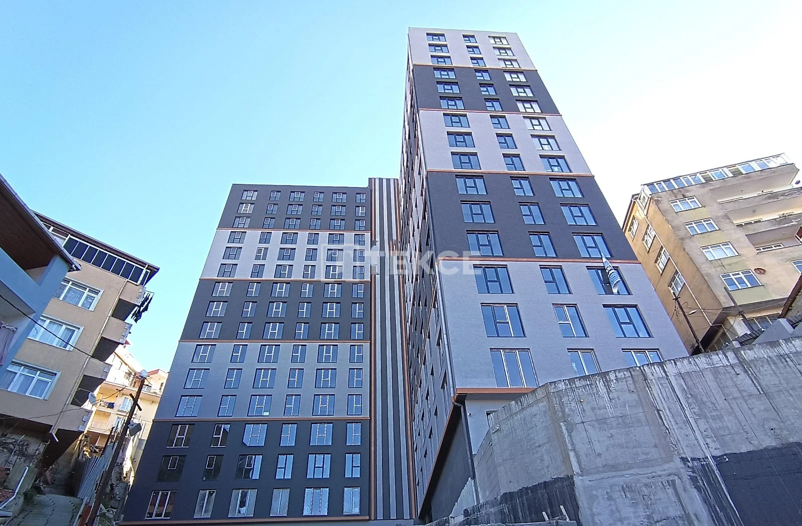 1-Bedroom Apartment with Smart Home in Kagithane, Istanbul