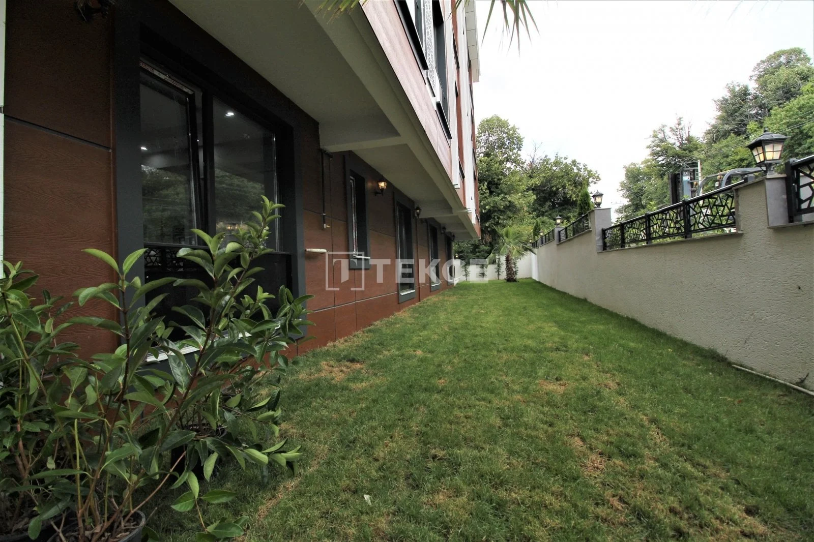 3-Bedroom Apartment with Sea View on the Beachfront in Cinarcik, photo 3