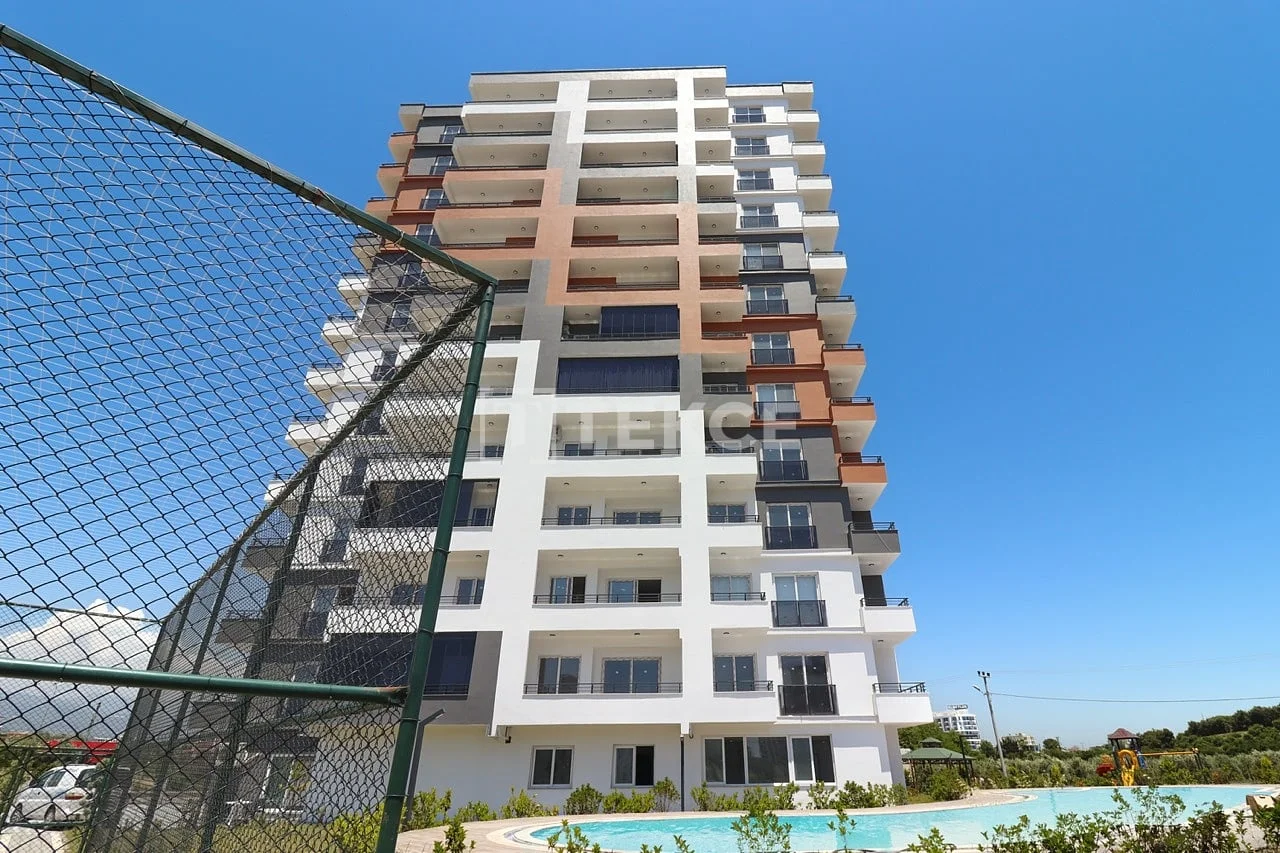 2-Bedroom Apartment with Sea View in Mersin, Turkey, photo 2