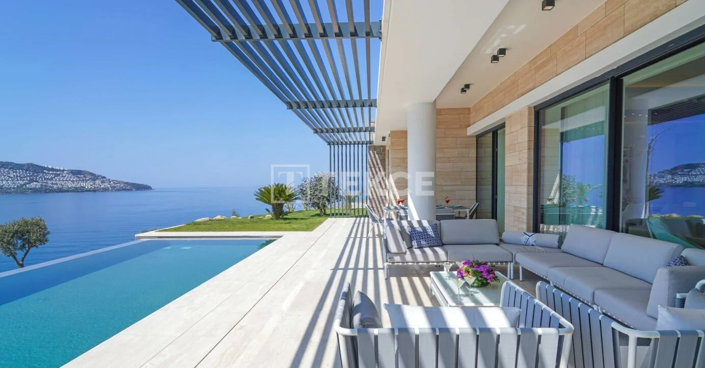 5-Bedroom Villa with Private Pool and Sea View in Bodrum, photo 4