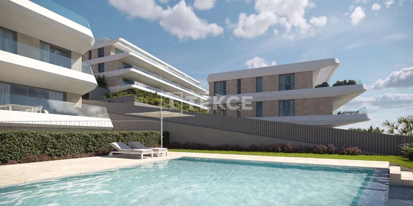 2-Bedroom Penthouse with Sea View in Estepona, photo 5