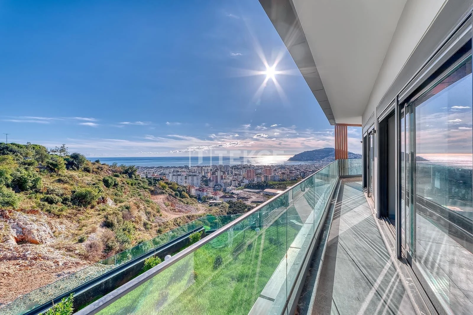 6-Bedroom Villa with Private Pool and Sea View in Cikcilli, Alanya, photo 4