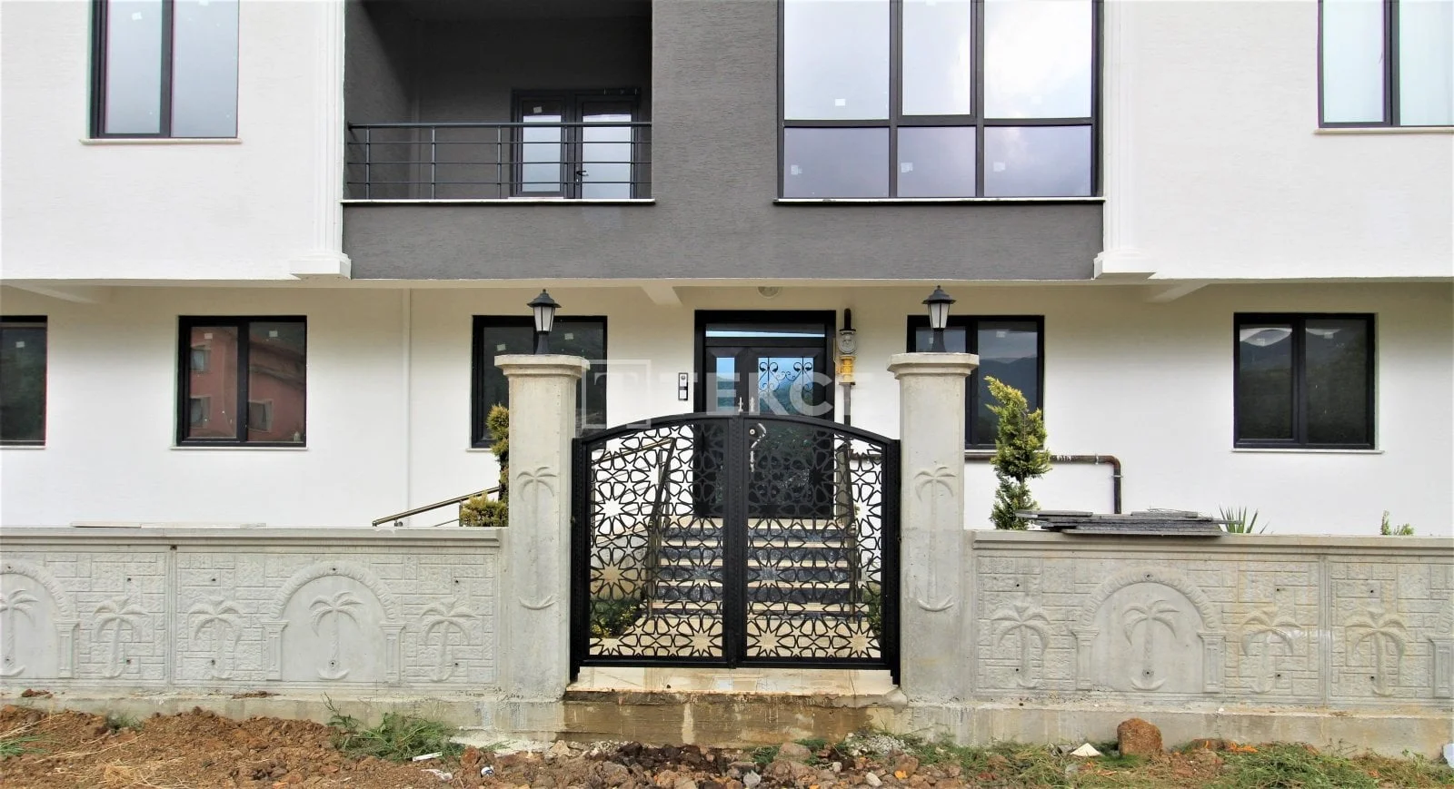 2-Bedroom Apartment with Mountain and Forest Views in Cinarcik, photo 3