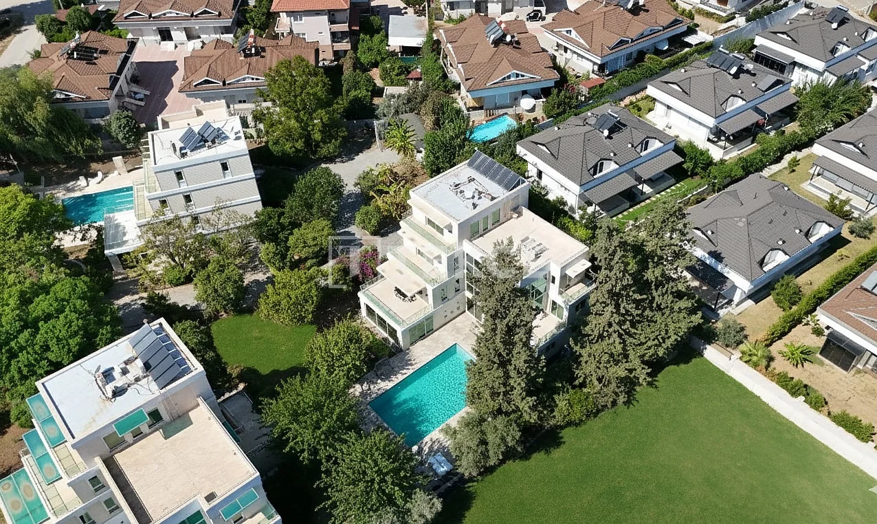 6-Bedroom Villa with Private Pool in Kemer, photo 3