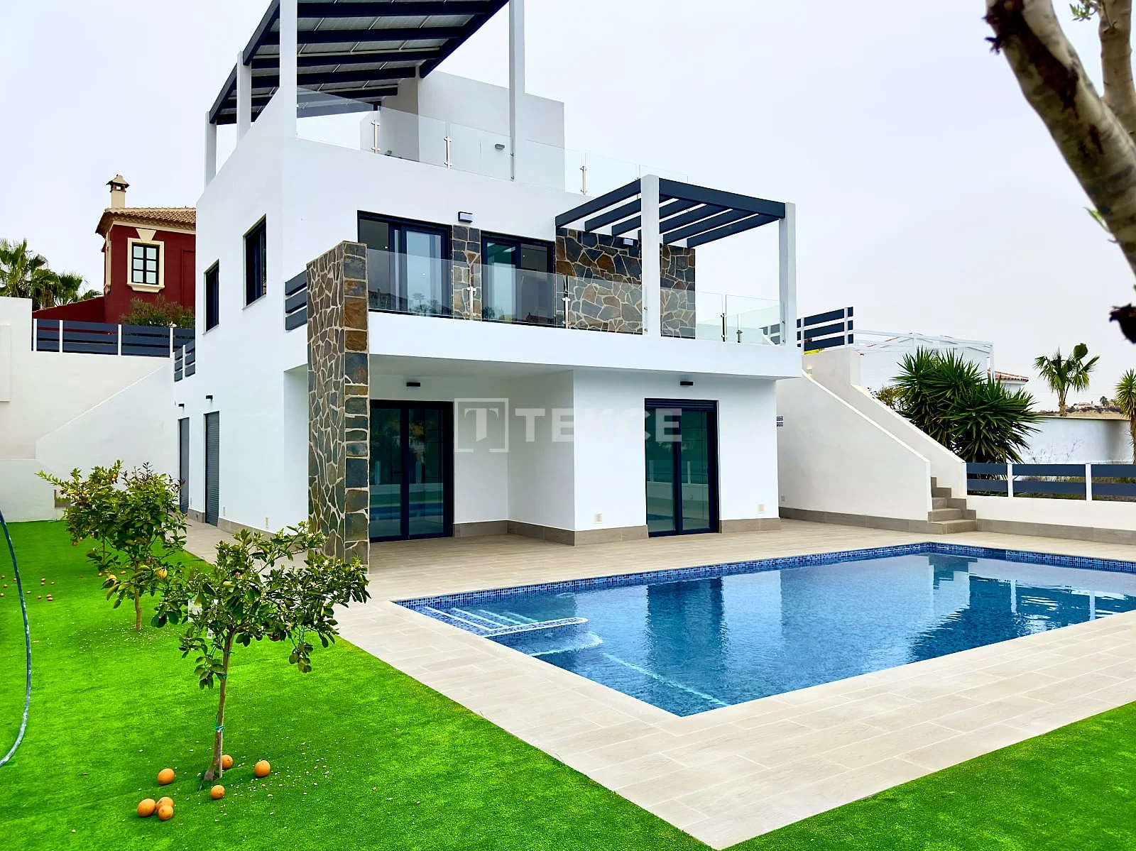 3-Bedroom Villa with Private Pool in Rojales, photo 3