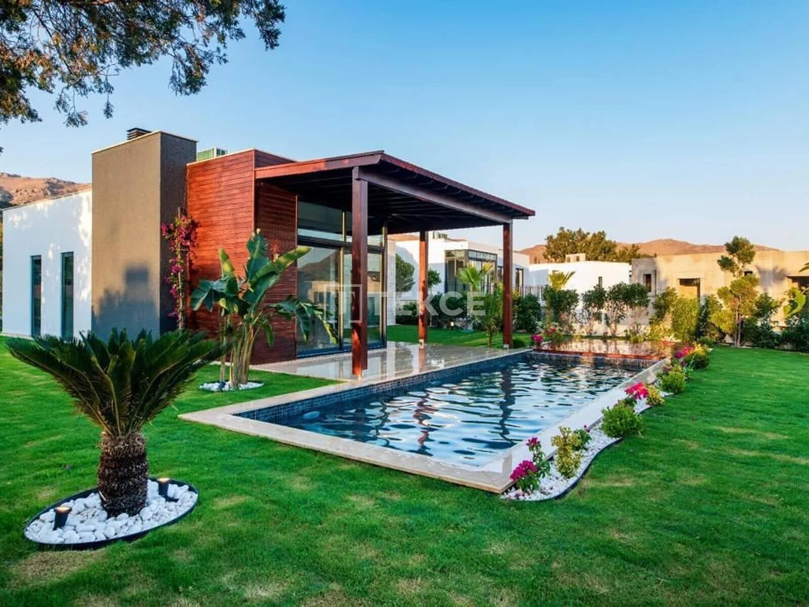 3-Bedroom Villa with Private Pool and Garden in Bodrum, photo 4