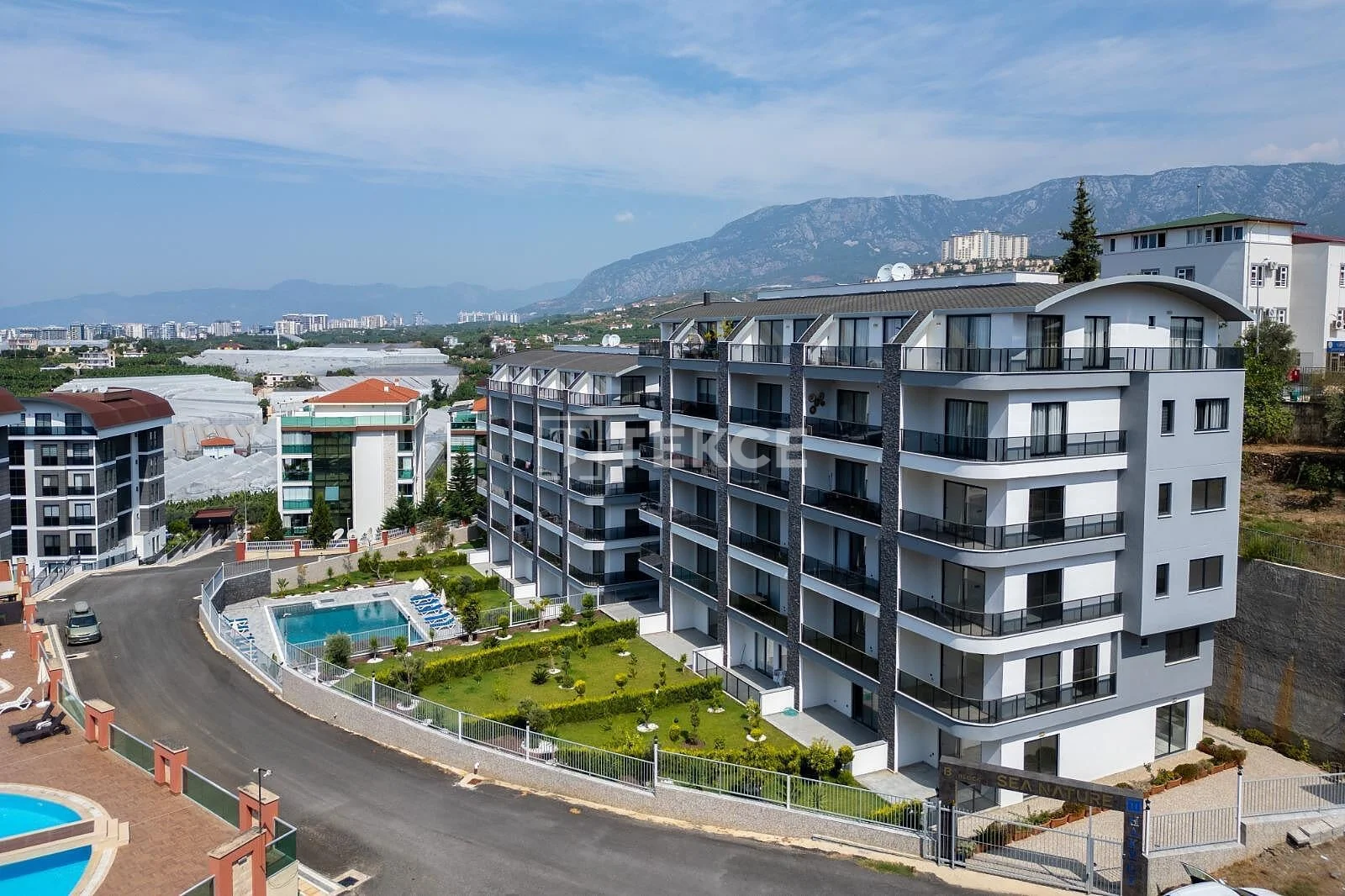 2-Bedroom Apartment with Sea View in Kargicak, Alanya, photo 3