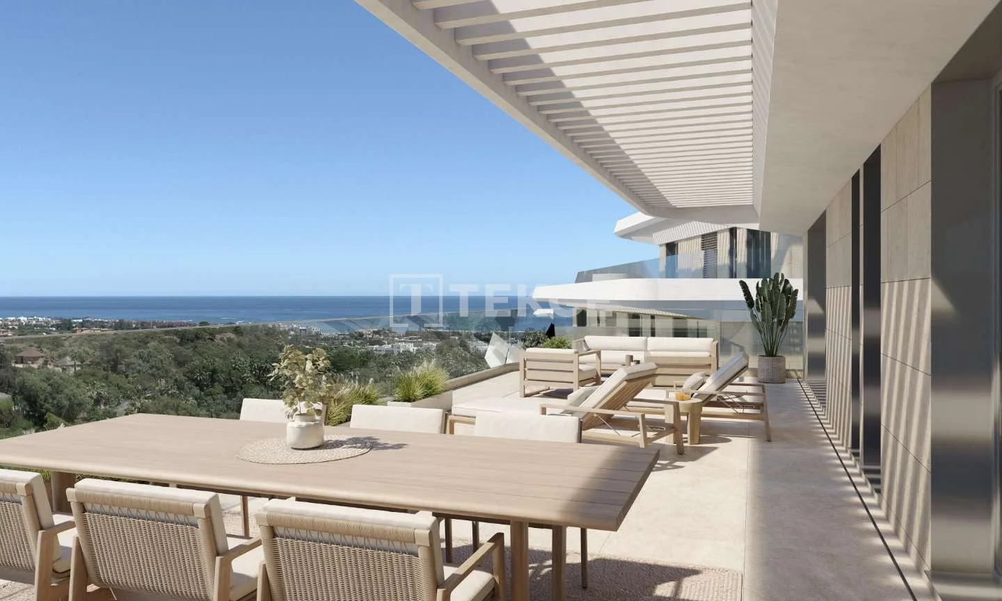 2-Bedroom Penthouse with Sea View in Estepona, photo 3