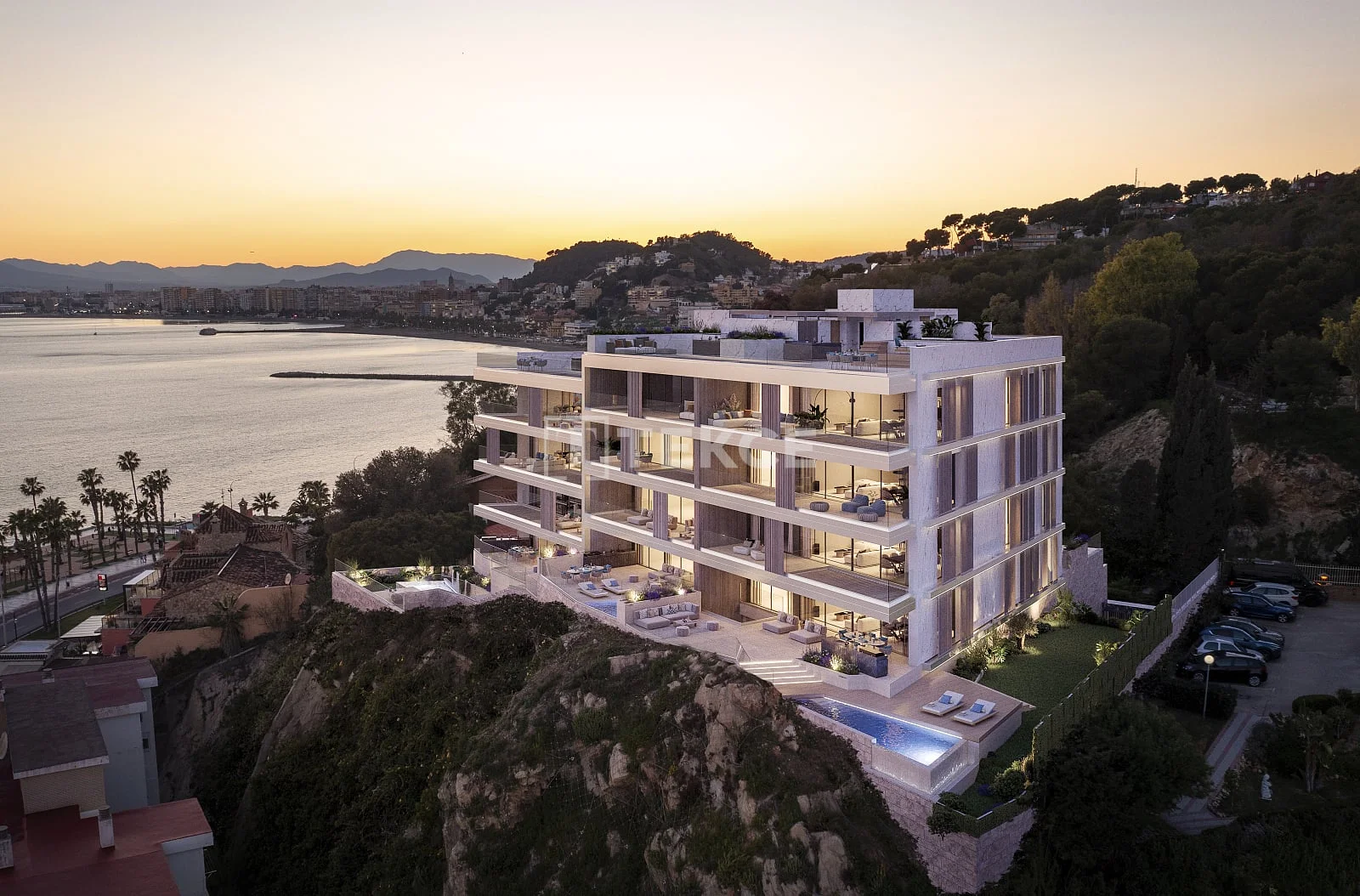 3-Bedroom Penthouse with Private Garden and Sea View in Málaga