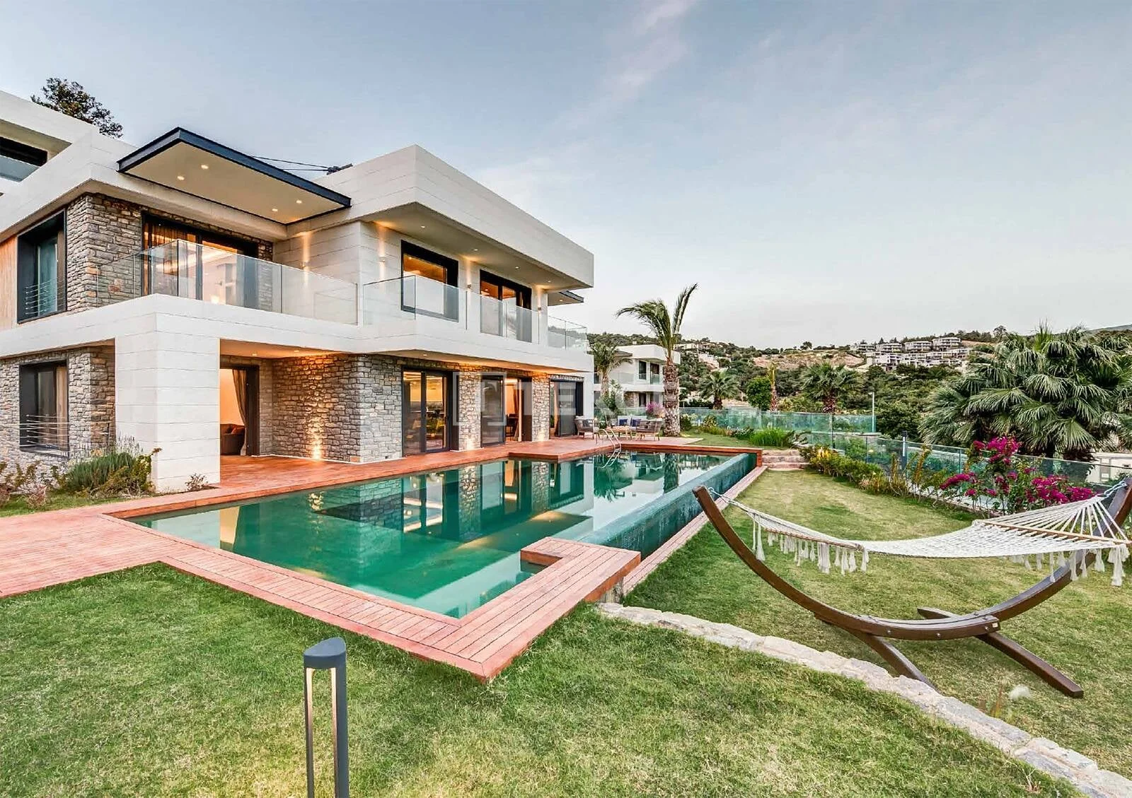 5-Bedroom Villa with Sea View and Private Pool in Bodrum, photo 2