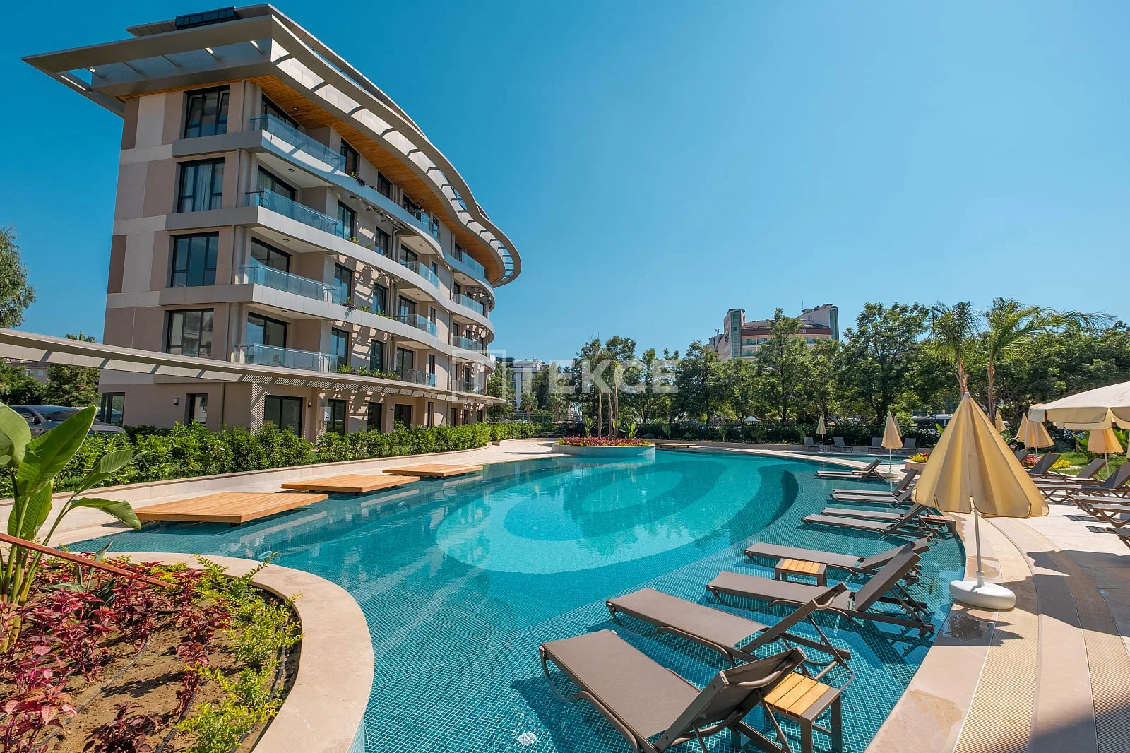 2-Bedroom Penthouse and Apartments with Sea and City Views in Oba, Alanya, photo 4