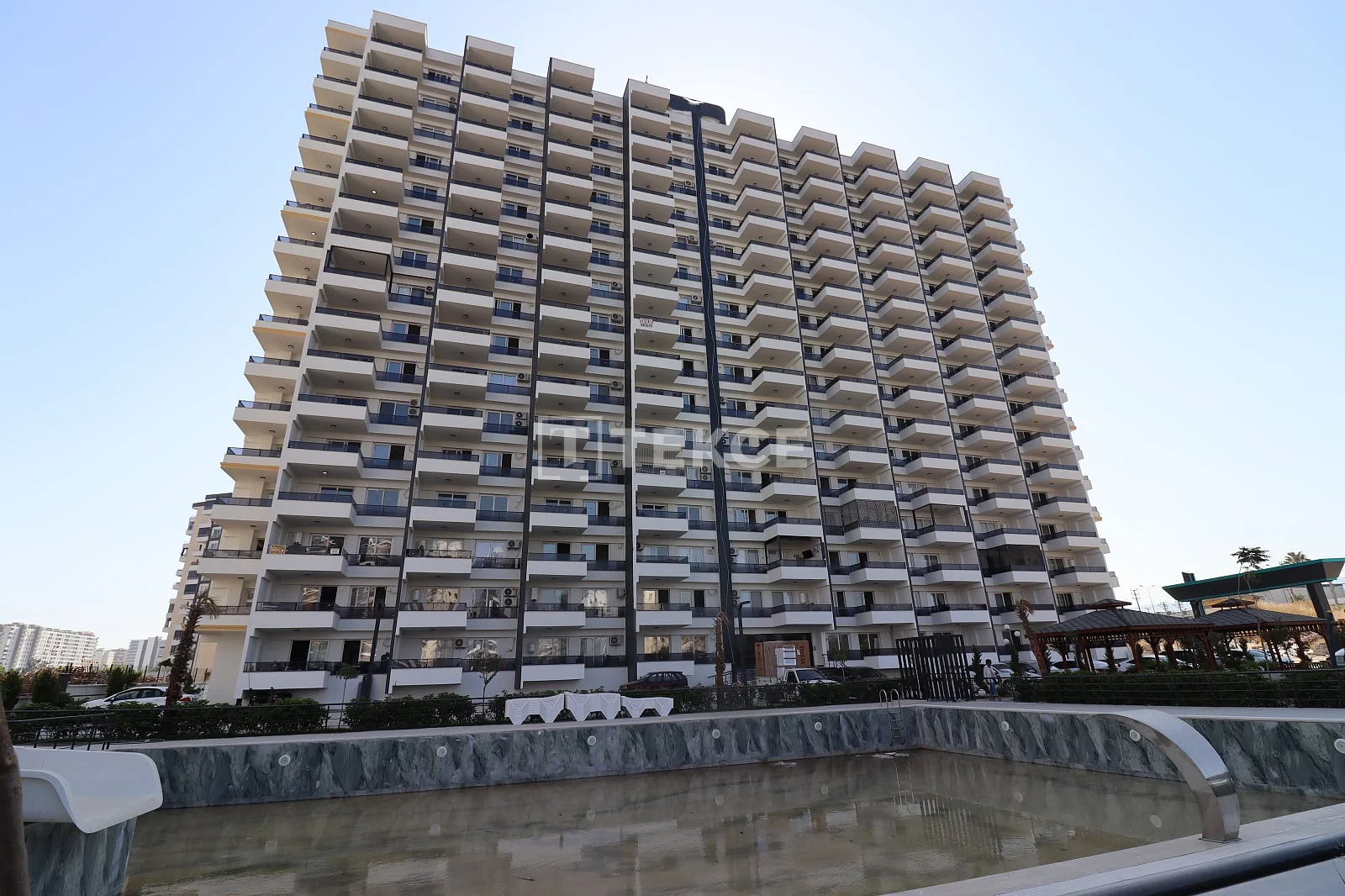 2-Bedroom Apartment with Mountain and City Views in Mersin, photo 4