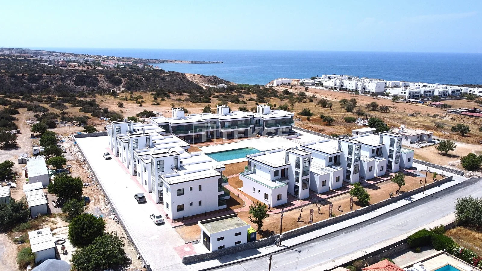 1-Bedroom Penthouse and Apartment with Sea View in Kyrenia, Cyprus