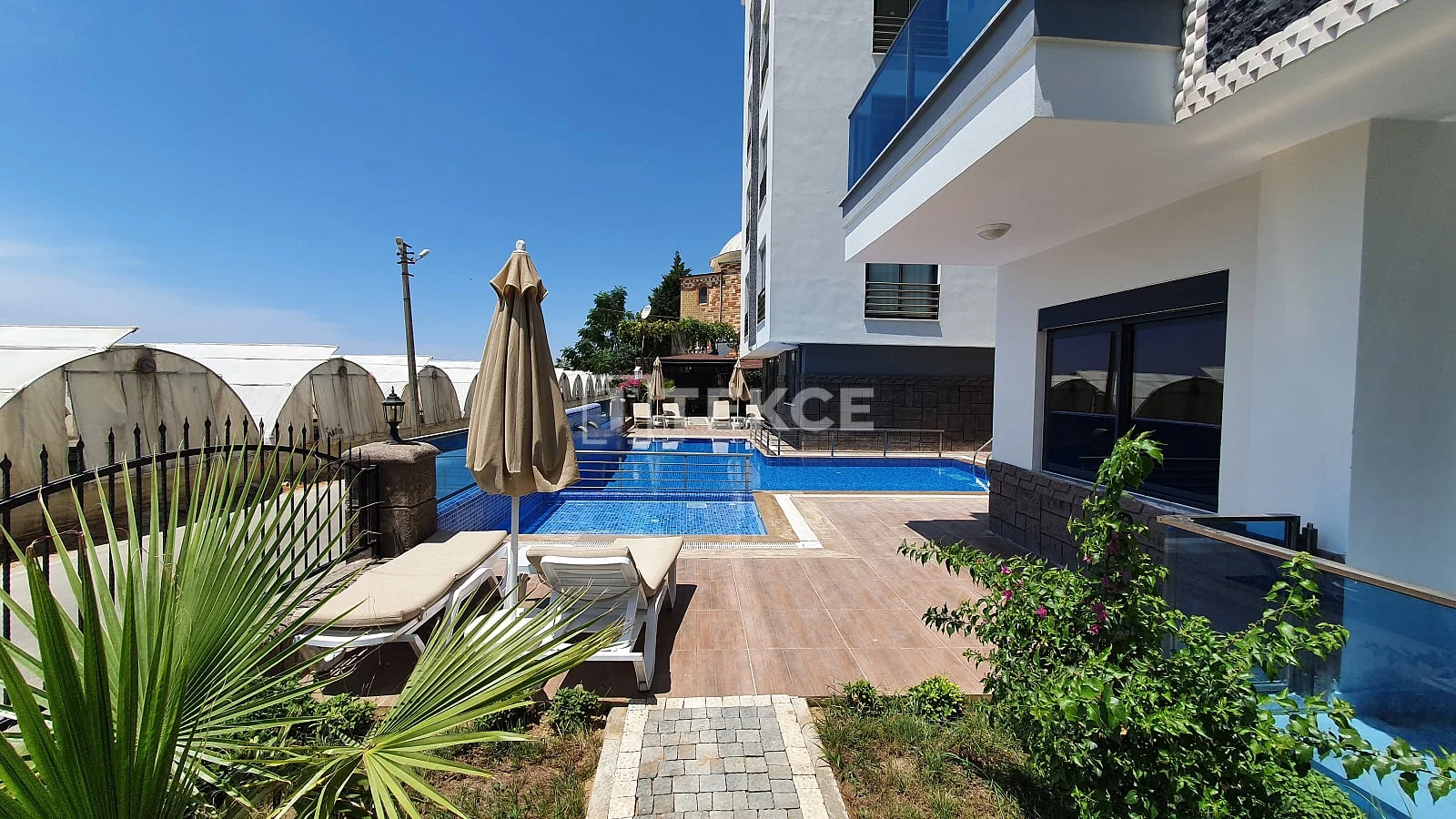 4-Bedroom (5-Room) Penthouse and Apartment with Sea View in Mahmutlar, Alanya, photo 3