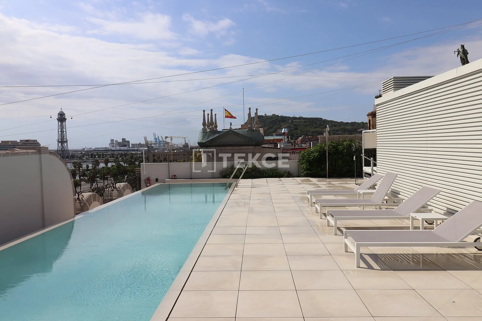 3-Bedroom Apartment with Sea View in Barcelona City Center, photo 4